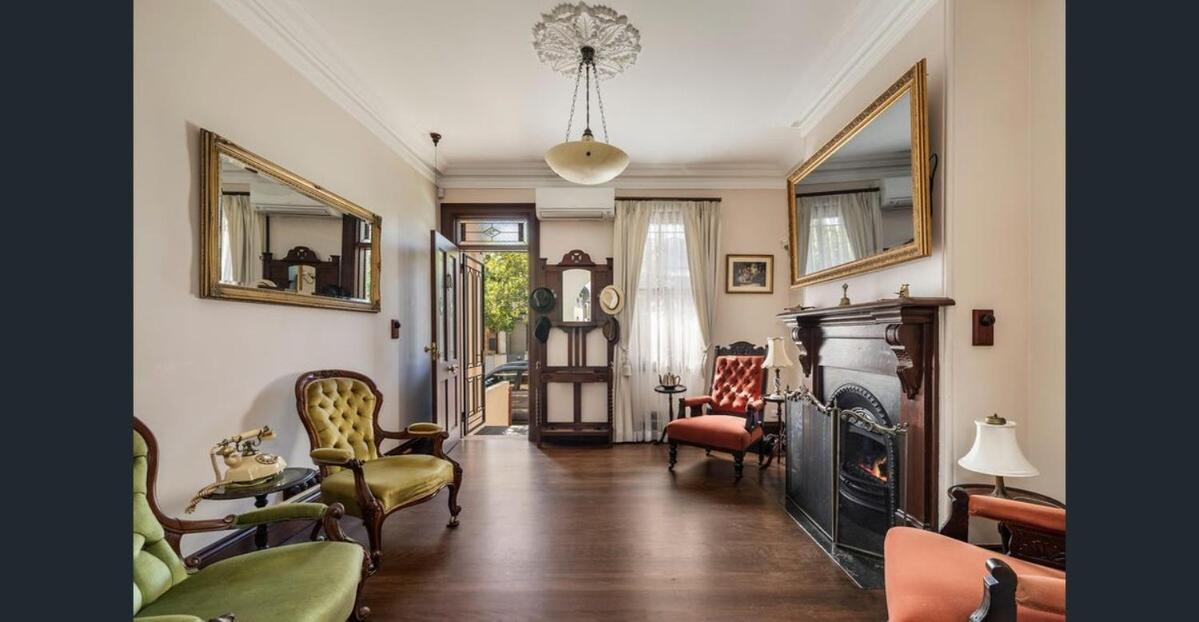 Victorian Cityside Sanctuary Holiday home Sydney